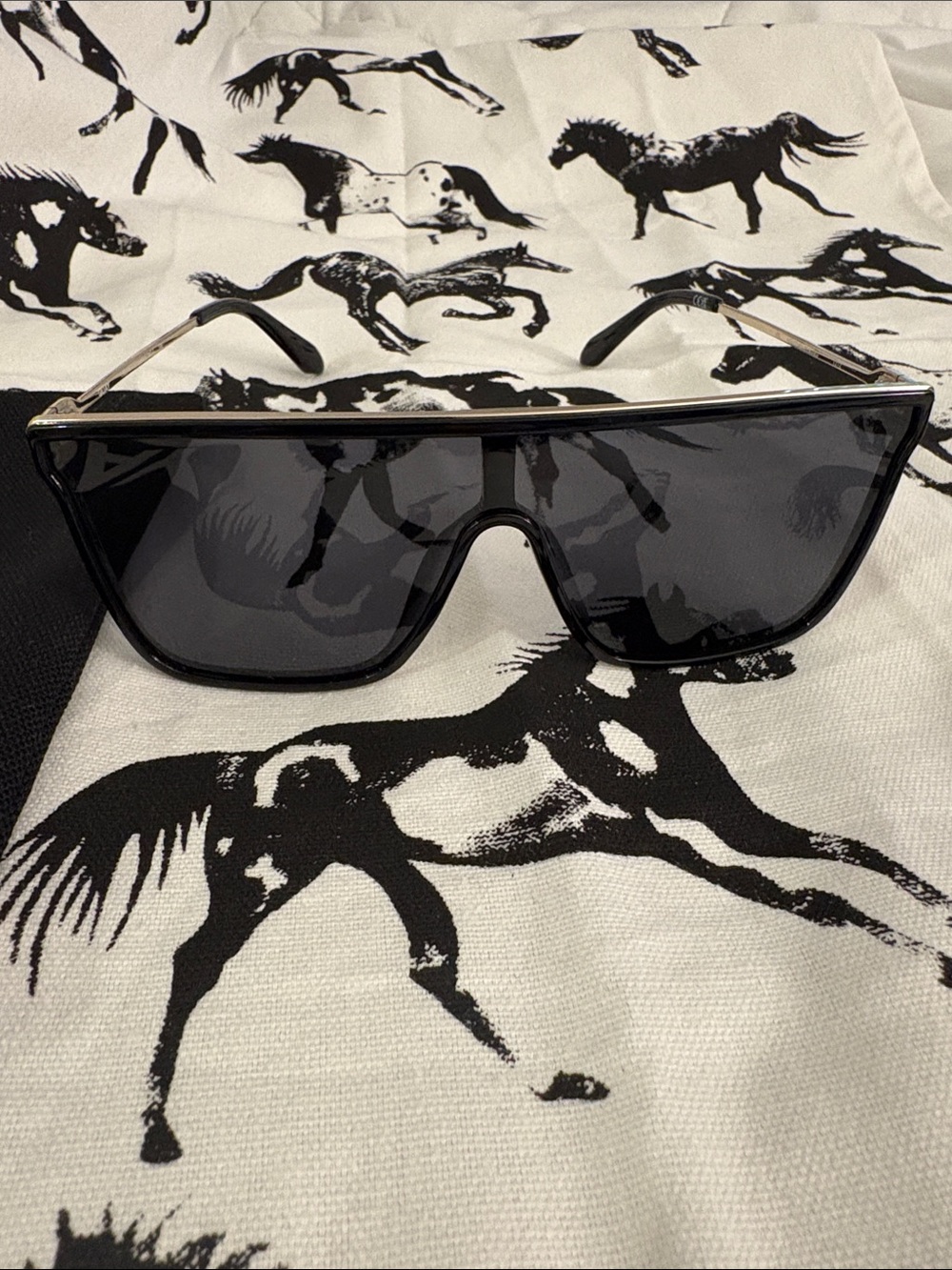 Quay nightfall sunnies